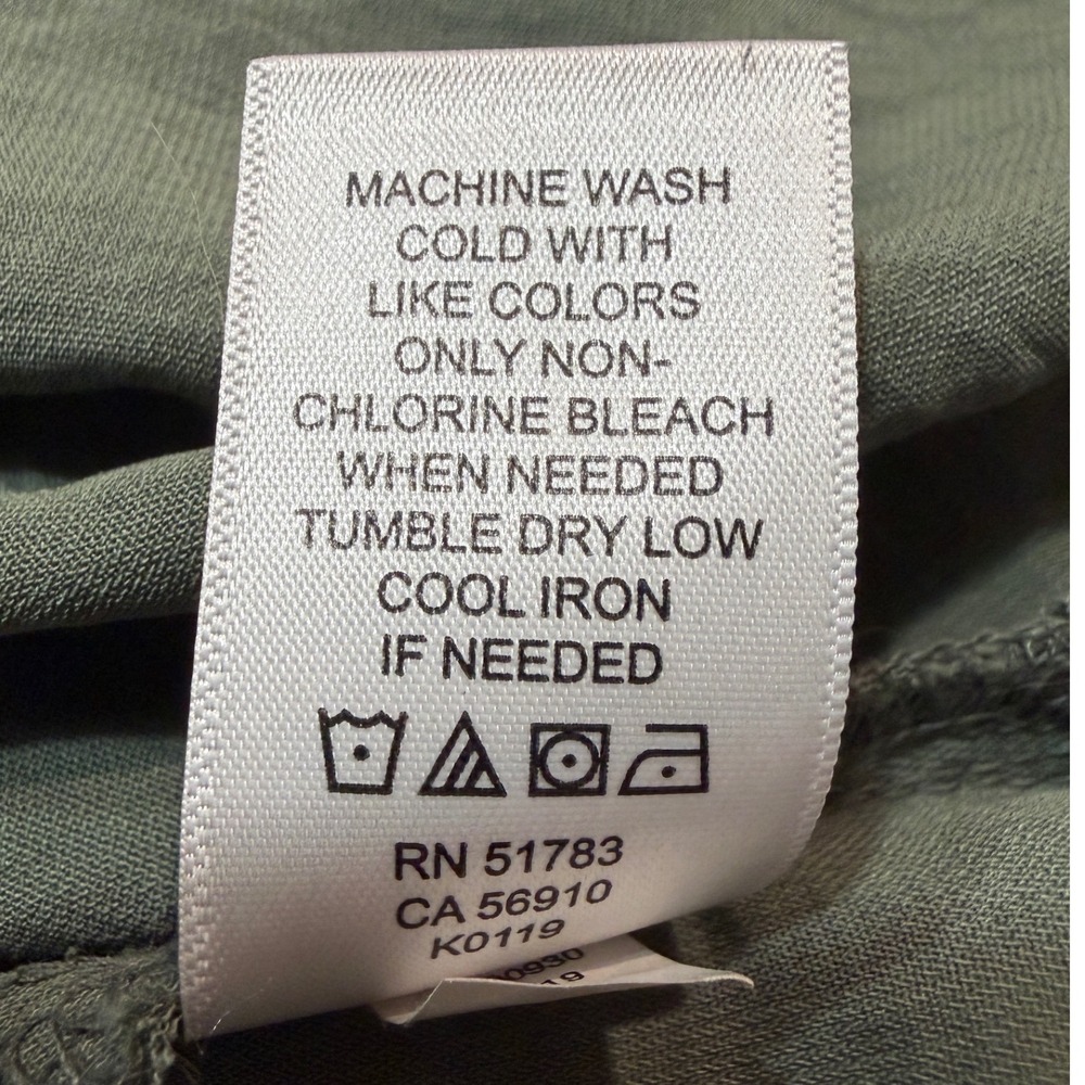 Maurices Sage Green Sleeveless Blouse Flowy V Neck Tank Top XXL - Picture 10 of 10